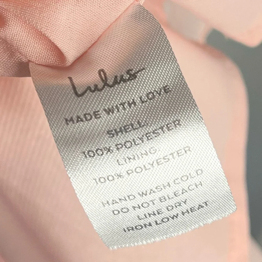 Lulu's Women’s Pink Floral Romper with Flutter Sleeves - Picture 8 of 8